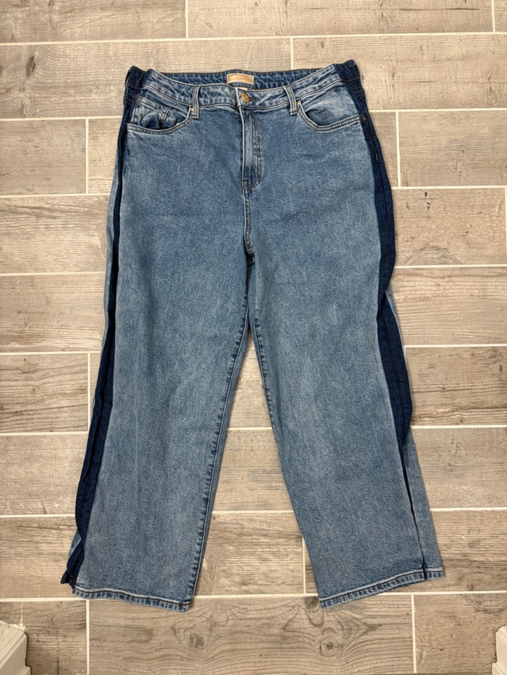 Kut from the Kloth Two-Tone Light Blue Wide Leg Jeans